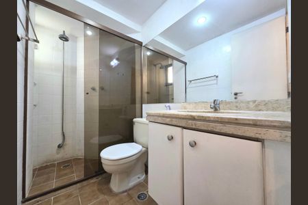 Apartamento à venda com 86m², 3 quartos e 2 vagas Apartamento à venda com 86m², 3 quartos e 2 vagasBanheiro Social