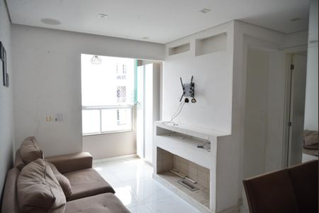 Sala de apartamento para alugar com 2 quartos, 51m² em Utinga, Santo André