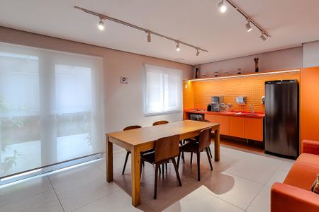 Apartamento à venda com 32m², 2 quartos e sem vagaÁrea comum