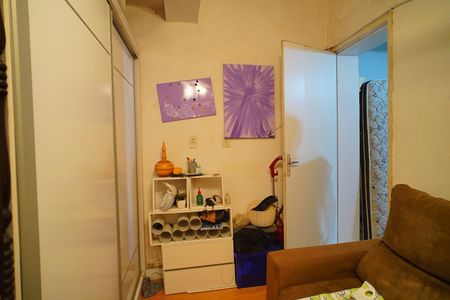  Quarto 2 de apartamento para alugar com 2 quartos, 40m² em Petrópolis, Porto Alegre