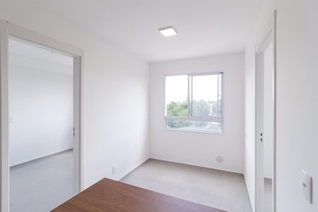 Sala de apartamento para alugar com 2 quartos, 32m² em Chacara Santa Lucia, Carapicuíba