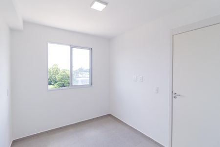 Quarto 2 de apartamento para alugar com 2 quartos, 32m² em Chacara Santa Lucia, Carapicuíba