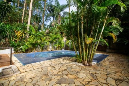 Casa de condomínio para alugar com 380m², 3 quartos e 4 vagasPiscina