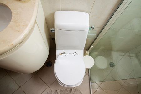 Casa de condomínio para alugar com 380m², 3 quartos e 4 vagasBanheiro 1