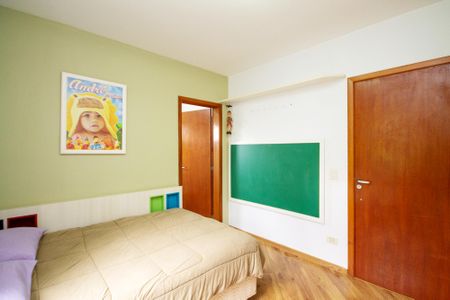 Casa de condomínio para alugar com 380m², 3 quartos e 4 vagasSuíte 1