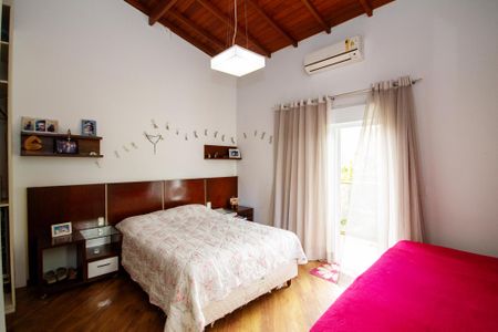 Casa de condomínio para alugar com 380m², 3 quartos e 4 vagasSuíte 2