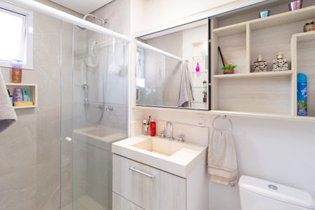 Apartamento à venda com 77m², 2 quartos e 1 vagaBanheiro da suíte