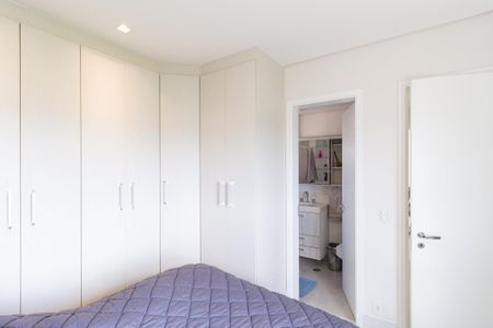 Apartamento à venda com 77m², 2 quartos e 1 vagaSuíte