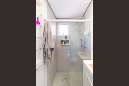 Apartamento à venda com 77m², 2 quartos e 1 vagaBanheiro da suíte