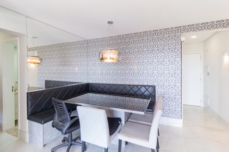 Sala de apartamento à venda com 2 quartos, 77m² em Vila Pirajussara, Osasco