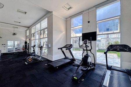 Apartamento para alugar com 137m², 3 quartos e 2 vagas Apartamento para alugar com 137m², 3 quartos e 2 vagasÁrea comum - Academia