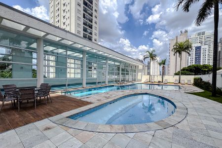 Apartamento para alugar com 137m², 3 quartos e 2 vagas Apartamento para alugar com 137m², 3 quartos e 2 vagasÁrea comum - Piscina