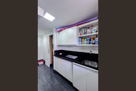 Apartamento para alugar com 137m², 3 quartos e 2 vagas Apartamento para alugar com 137m², 3 quartos e 2 vagasÁrea de Serviço