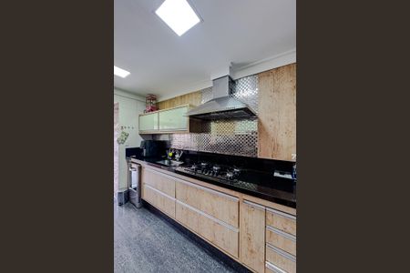 Apartamento para alugar com 137m², 3 quartos e 2 vagas Apartamento para alugar com 137m², 3 quartos e 2 vagasCozinha