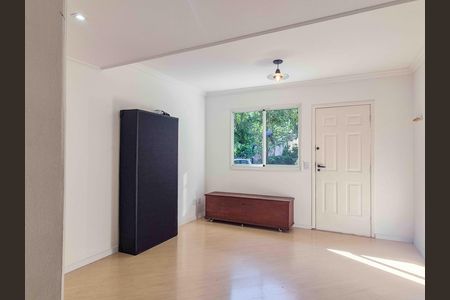 Sala de casa de condomínio para alugar com 2 quartos, 126m² em Vila São Silvestre, São Paulo