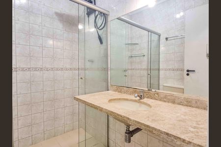 Casa de condomínio para alugar com 126m², 2 quartos e 1 vagaBanheiro