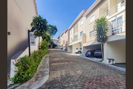 Casa de condomínio para alugar com 126m², 2 quartos e 1 vagaCondomínio