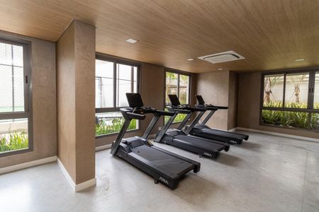 Apartamento à venda com 155m², 3 quartos e 2 vagas Apartamento à venda com 155m², 3 quartos e 2 vagasÁrea comum - Academia