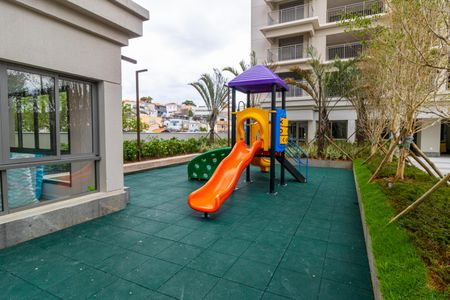 Apartamento à venda com 155m², 3 quartos e 2 vagas Apartamento à venda com 155m², 3 quartos e 2 vagasÁrea comum - Playground