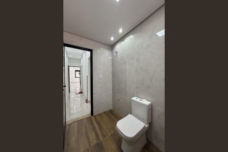 Casa para alugar com 72m², 2 quartos e sem vagaBanheiro