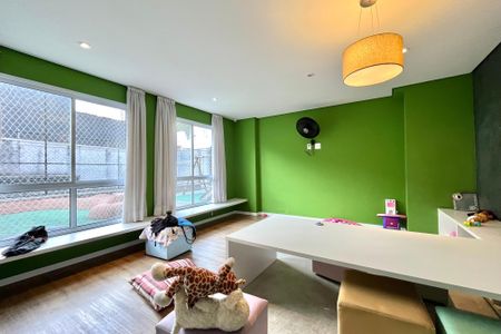 Apartamento à venda com 64m², 2 quartos e 1 vaga Apartamento à venda com 64m², 2 quartos e 1 vagaÁrea comum