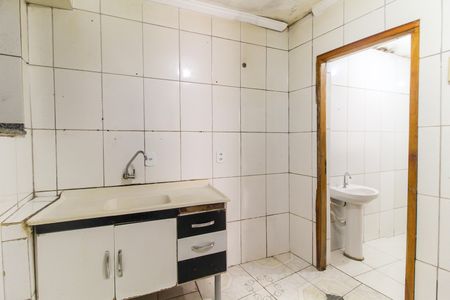 Cozinha de casa para alugar com 1 quarto, 35m² em Vila Nova Curuca, São Paulo