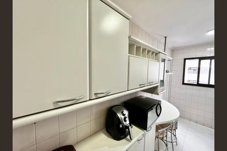 Apartamento à venda com 65m², 2 quartos e 2 vagas Apartamento à venda com 65m², 2 quartos e 2 vagasCozinha