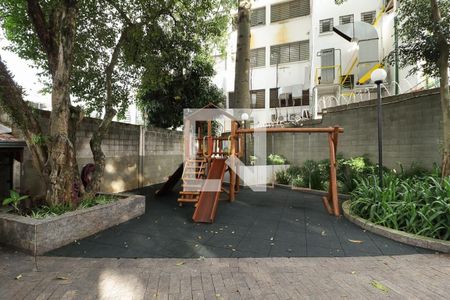 Apartamento à venda com 65m², 2 quartos e 2 vagas Apartamento à venda com 65m², 2 quartos e 2 vagasÁrea comum - Playground