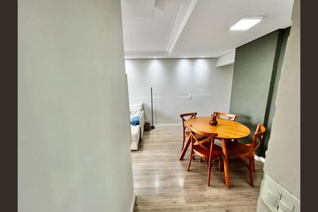 Apartamento à venda com 65m², 2 quartos e 2 vagas Apartamento à venda com 65m², 2 quartos e 2 vagasCorredor