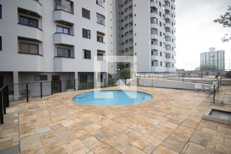 Apartamento à venda com 65m², 2 quartos e 2 vagas Apartamento à venda com 65m², 2 quartos e 2 vagasÁrea comum - Piscina