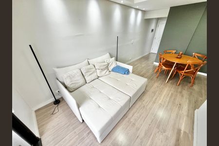 Apartamento à venda com 65m², 2 quartos e 2 vagas Apartamento à venda com 65m², 2 quartos e 2 vagasSala