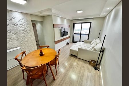 Sala de apartamento à venda com 2 quartos, 65m² em Parque Peruche, São Paulo