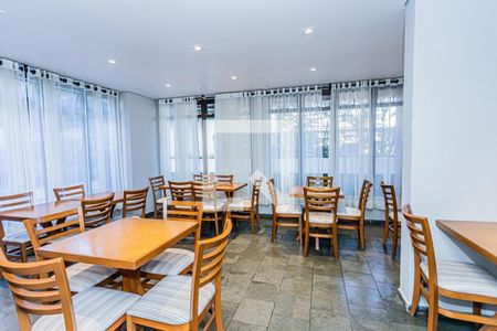 Apartamento à venda com 65m², 2 quartos e 2 vagas Apartamento à venda com 65m², 2 quartos e 2 vagasÁrea comum - Salão de festas