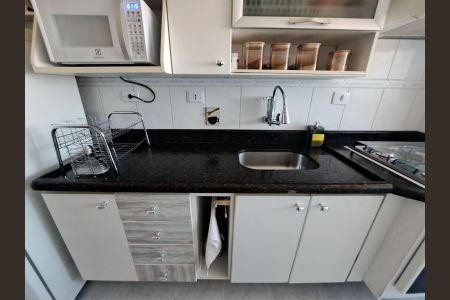 Cozinha de apartamento à venda com 2 quartos, 57m² em Bussocaba, Osasco