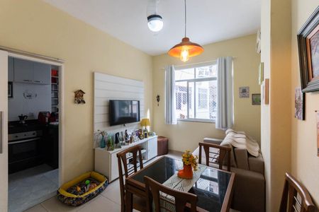 Sala de apartamento à venda com 2 quartos, 62m² em Tijuca, Rio de Janeiro