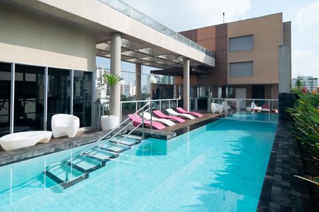 Apartamento à venda com 32m², 0 quarto e sem vagaPiscina