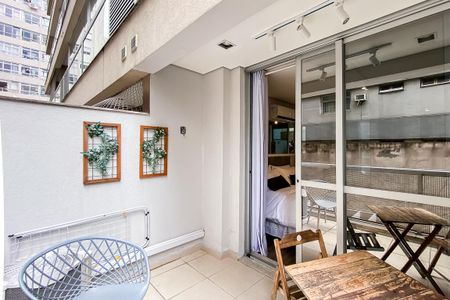 Apartamento à venda com 32m², 0 quarto e sem vagaVaranda