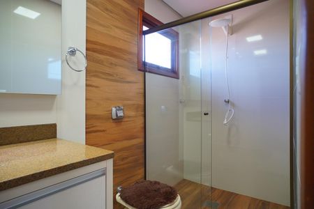 Apartamento à venda com 290m², 3 quartos e 4 vagasBanheiro de Serviço