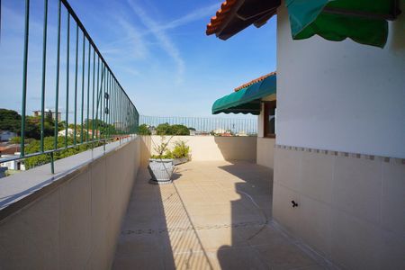 Apartamento à venda com 290m², 3 quartos e 4 vagasTerraço