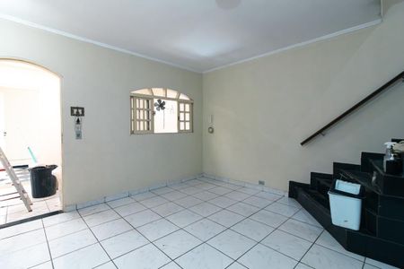Sala de casa para alugar com 3 quartos, 150m² em Vila Nhocuné, São Paulo