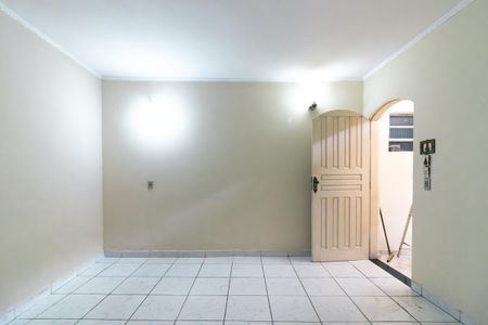 Sala de casa para alugar com 3 quartos, 150m² em Vila Nhocuné, São Paulo