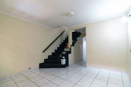 Sala de casa para alugar com 3 quartos, 150m² em Vila Nhocuné, São Paulo