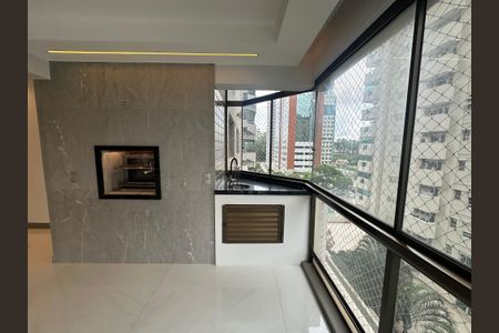 Apartamento à venda com 290m², 3 quartos e 4 vagasChurrasqueira