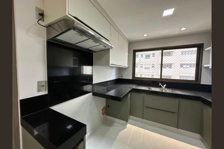 Apartamento à venda com 290m², 3 quartos e 4 vagasCozinha