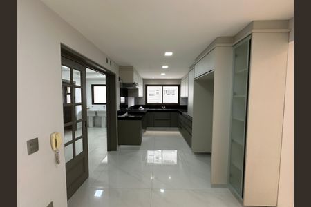 Apartamento à venda com 290m², 3 quartos e 4 vagasCozinha