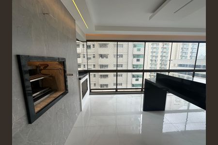 Apartamento à venda com 290m², 3 quartos e 4 vagasChurrasqueira