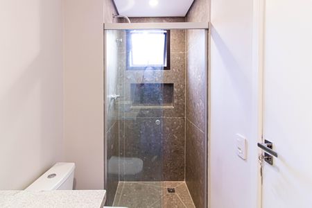 Apartamento à venda com 72m², 2 quartos e 2 vagas Apartamento à venda com 72m², 2 quartos e 2 vagasBanheiro da Suíte 2