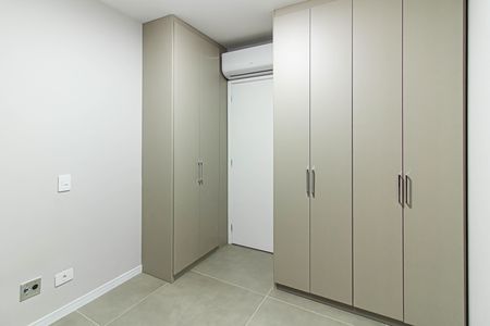 Apartamento à venda com 72m², 2 quartos e 2 vagas Apartamento à venda com 72m², 2 quartos e 2 vagasSuíte 1