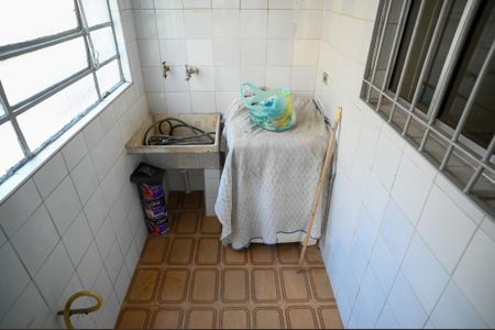 Casa à venda com 130m², 2 quartos e 2 vagas