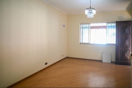 Casa à venda com 130m², 2 quartos e 2 vagas